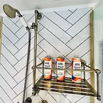 Muddy Boots-arcade Royale *