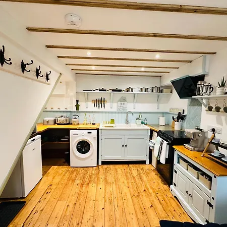 Muddy Boots-arcade Royale Kirkby Stephen